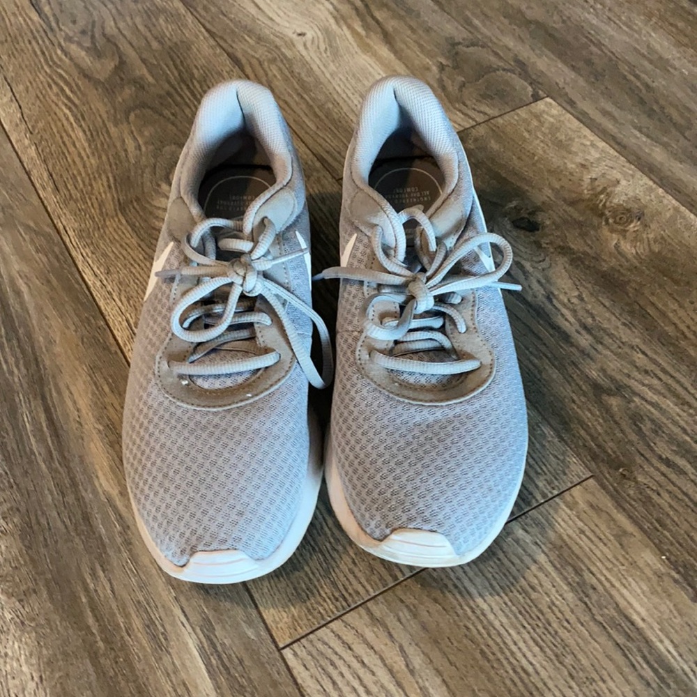 Nike men's tajun